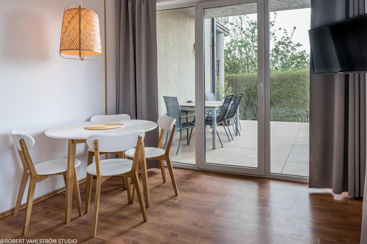 Osrodek Wypoczynkowy Swallow Apartman Grzybowo  Kültér fotó