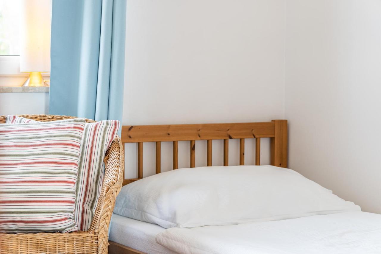 Osrodek Wypoczynkowy Swallow Apartman Grzybowo  Kültér fotó