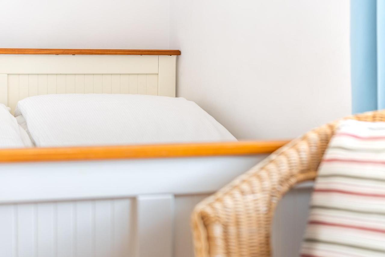 Osrodek Wypoczynkowy Swallow Apartman Grzybowo  Kültér fotó