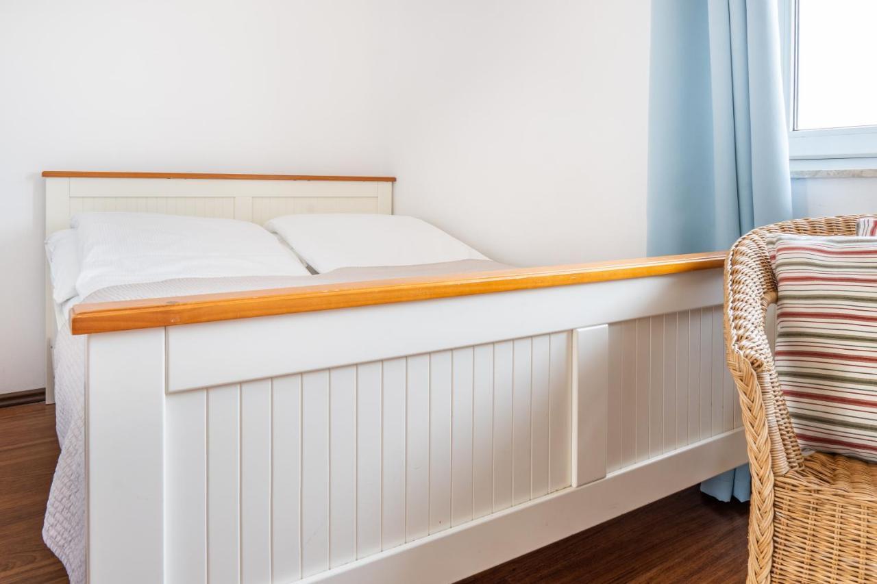 Osrodek Wypoczynkowy Swallow Apartman Grzybowo  Kültér fotó